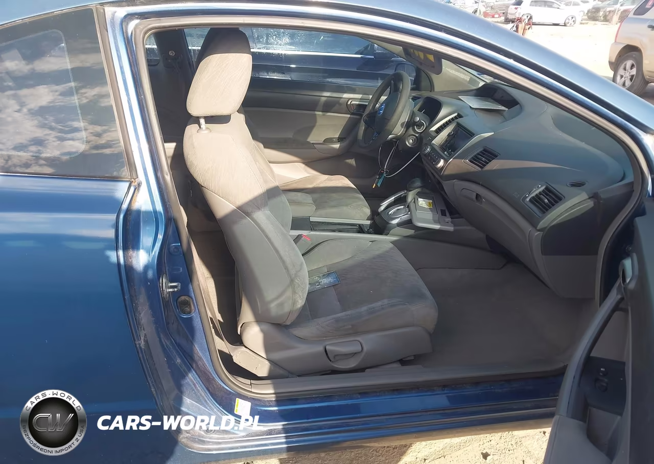 2007 Honda Civic Lx VIN:2HGFG12697H520380 - 5
