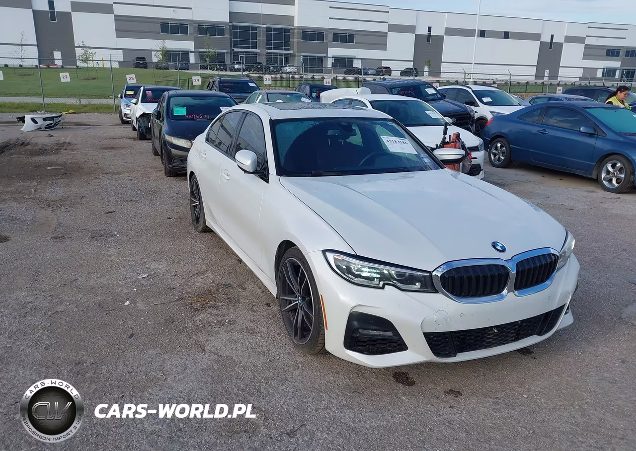 2022 BMW 330I – zdjęcie 1 z 16