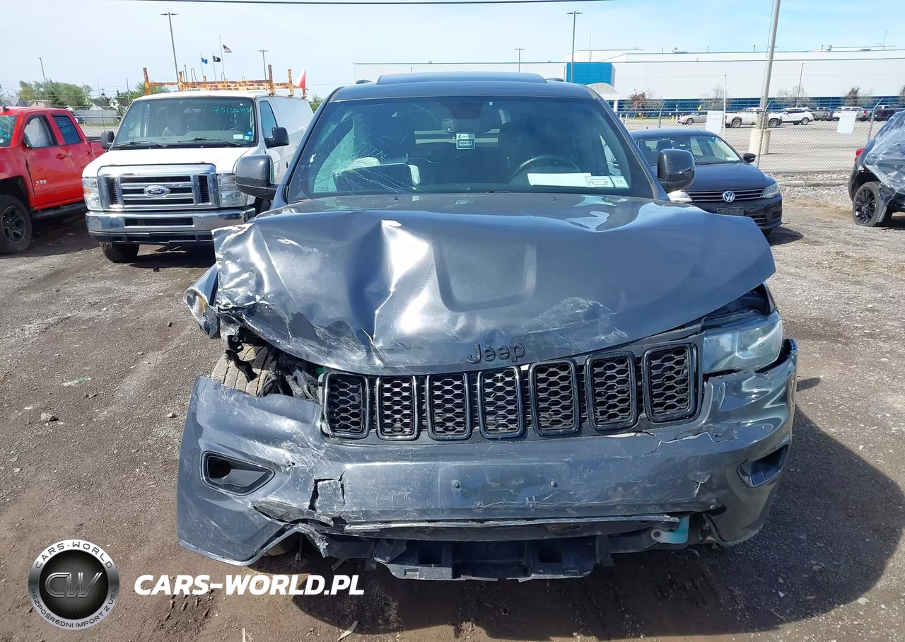 2018 Jeep Grand Cherokee Altitude 4X4 VIN:1C4RJFAG6JC421711 - 12