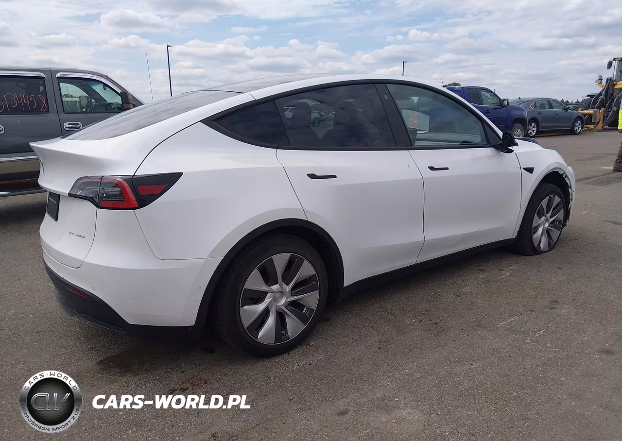 2021 Tesla Model Y Long Range Dual Motor All-Wheel Drive VIN:5YJYGDEE4MF068903 - 4
