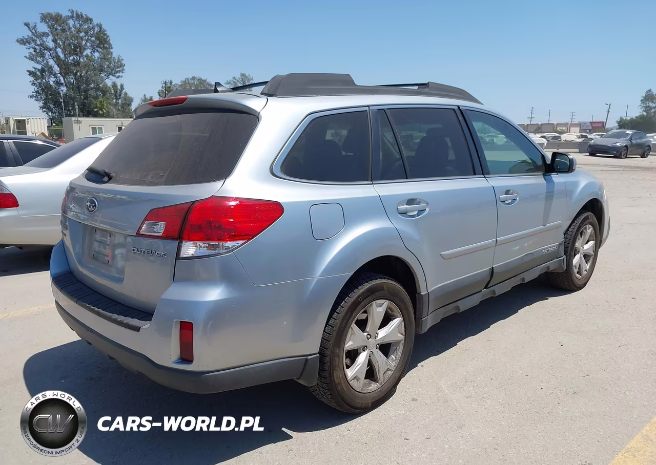 2013 Subaru Outback 2.5I Limited VIN:4S4BRCLC0D3298930 - 4