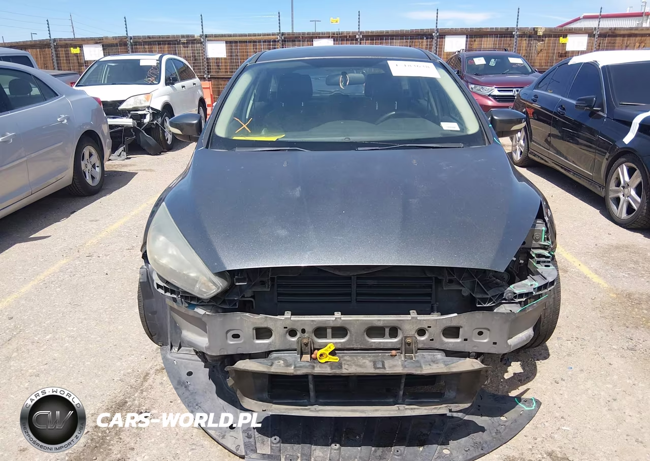 2016 Ford Focus Se VIN:1FADP3K28GL286367 - 13