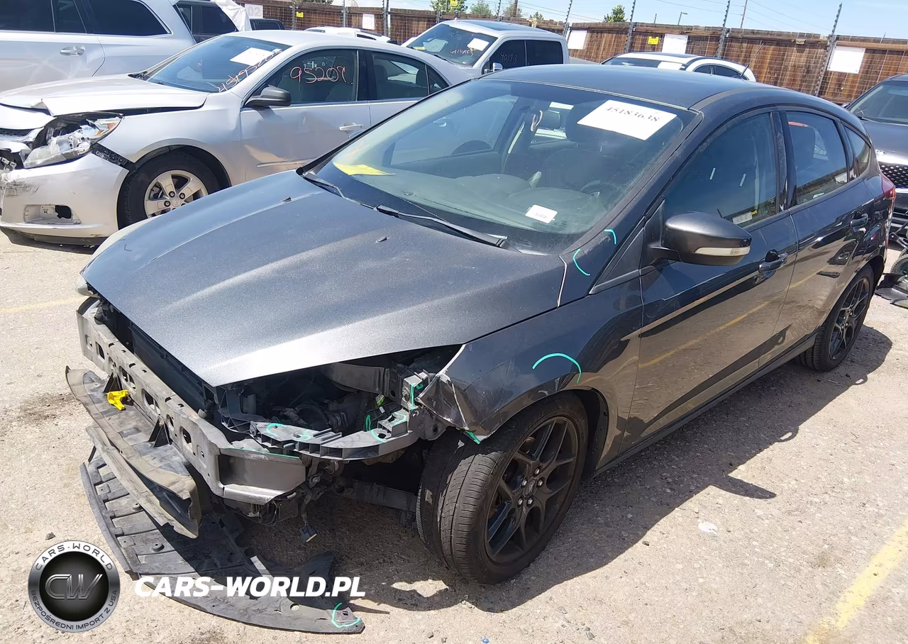 2016 Ford Focus Se VIN:1FADP3K28GL286367 - 2