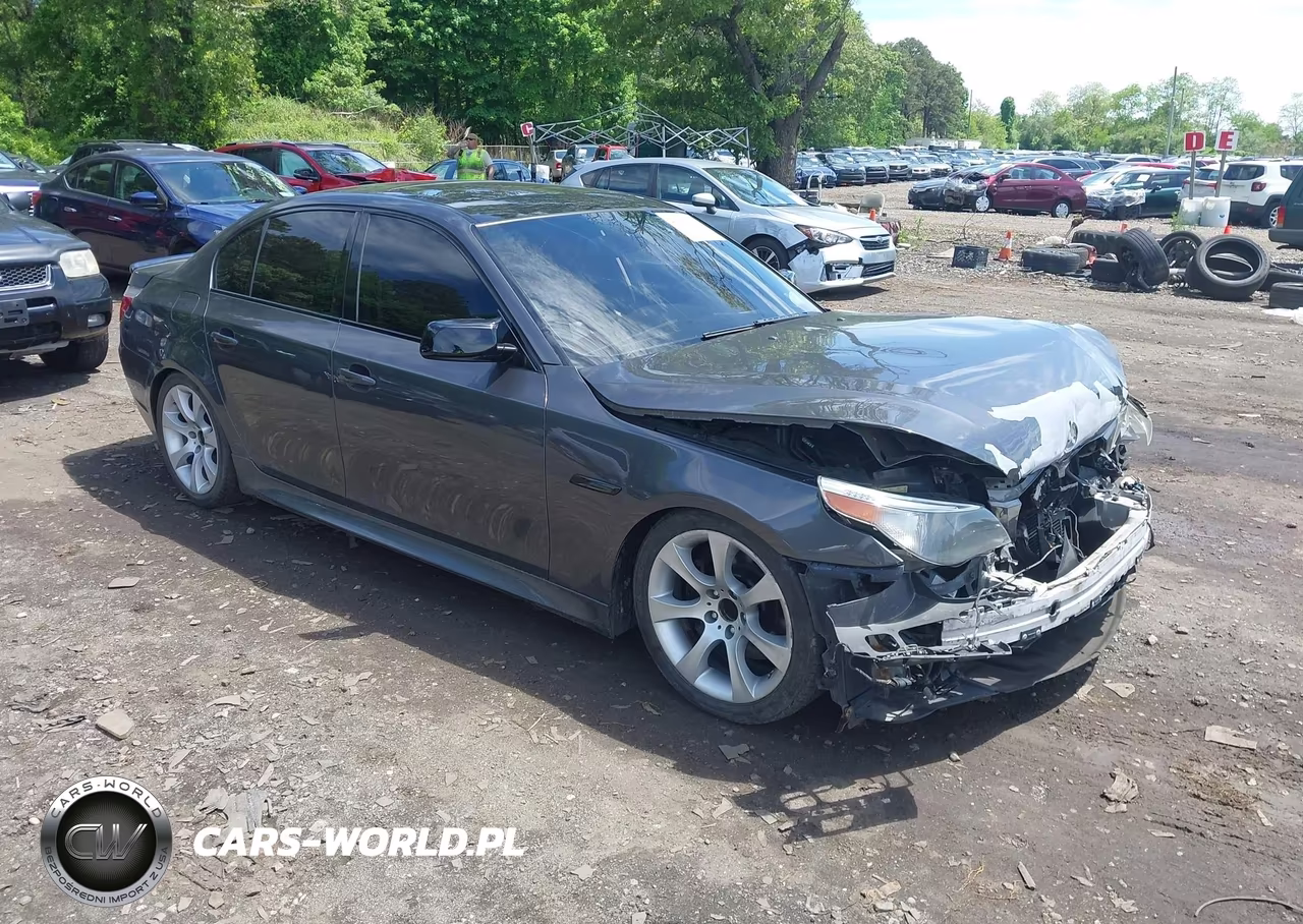 2005 BMW 545I