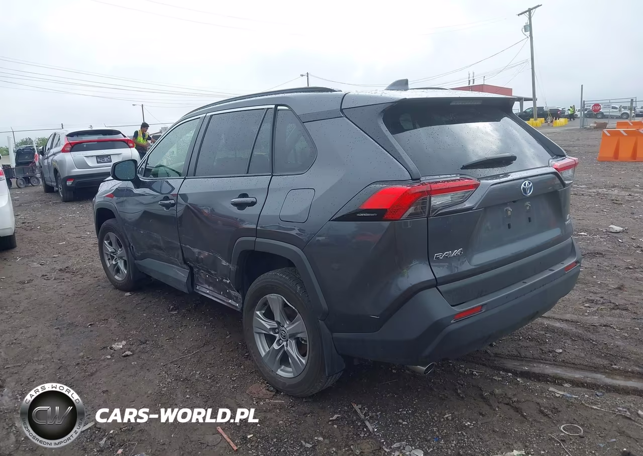 2023 Toyota Rav4 Hybrid Le VIN:JTMLWRFV2PD173766 - 3
