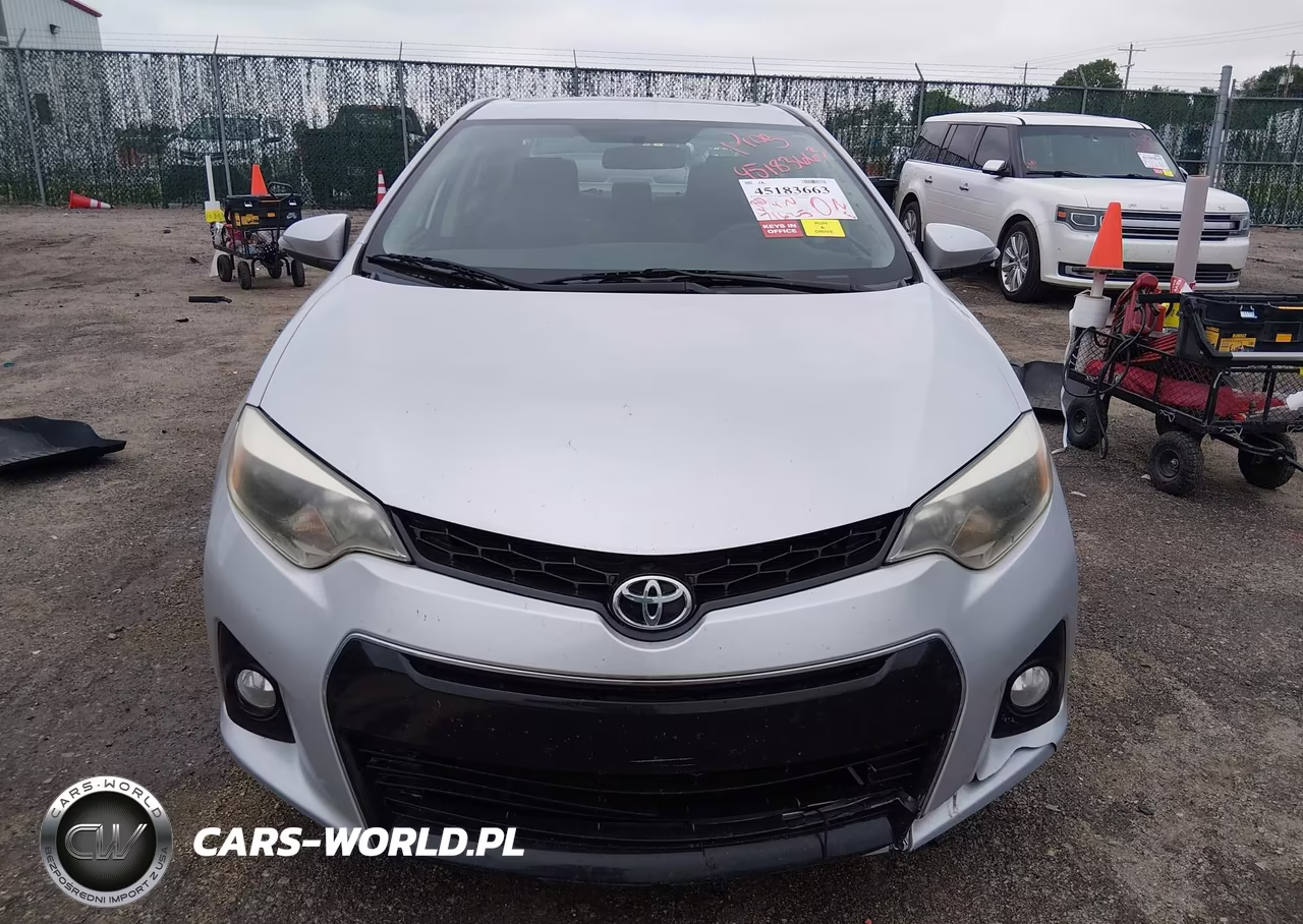 2015 Toyota Corolla S Plus VIN:5YFBURHE3FP231393 - 12