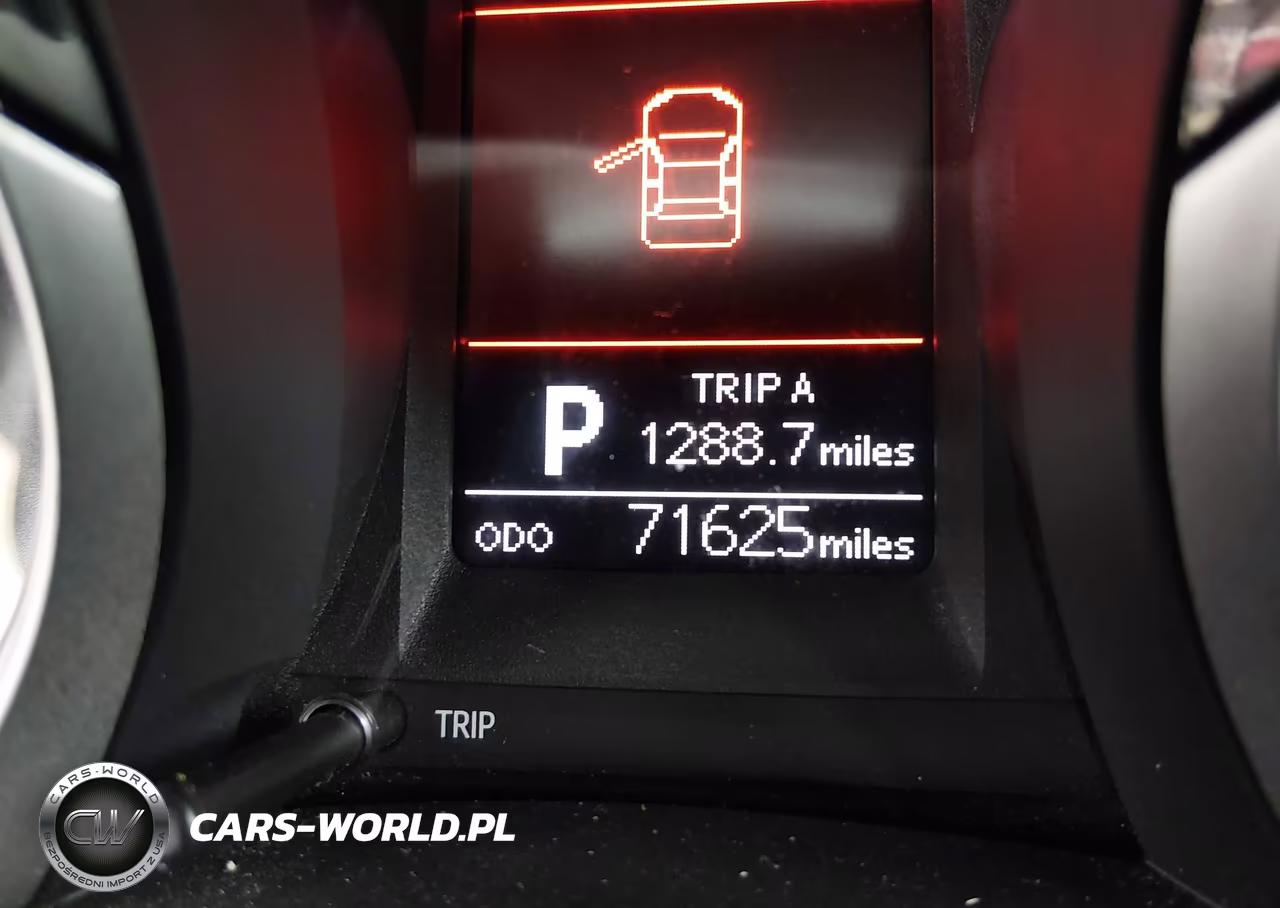 2015 Toyota Corolla S Plus VIN:5YFBURHE3FP231393 - 15