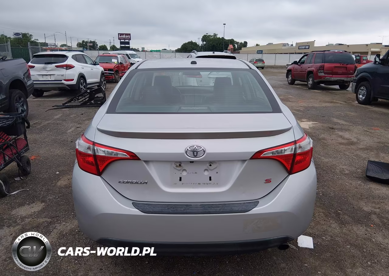 2015 Toyota Corolla S Plus VIN:5YFBURHE3FP231393 - 16