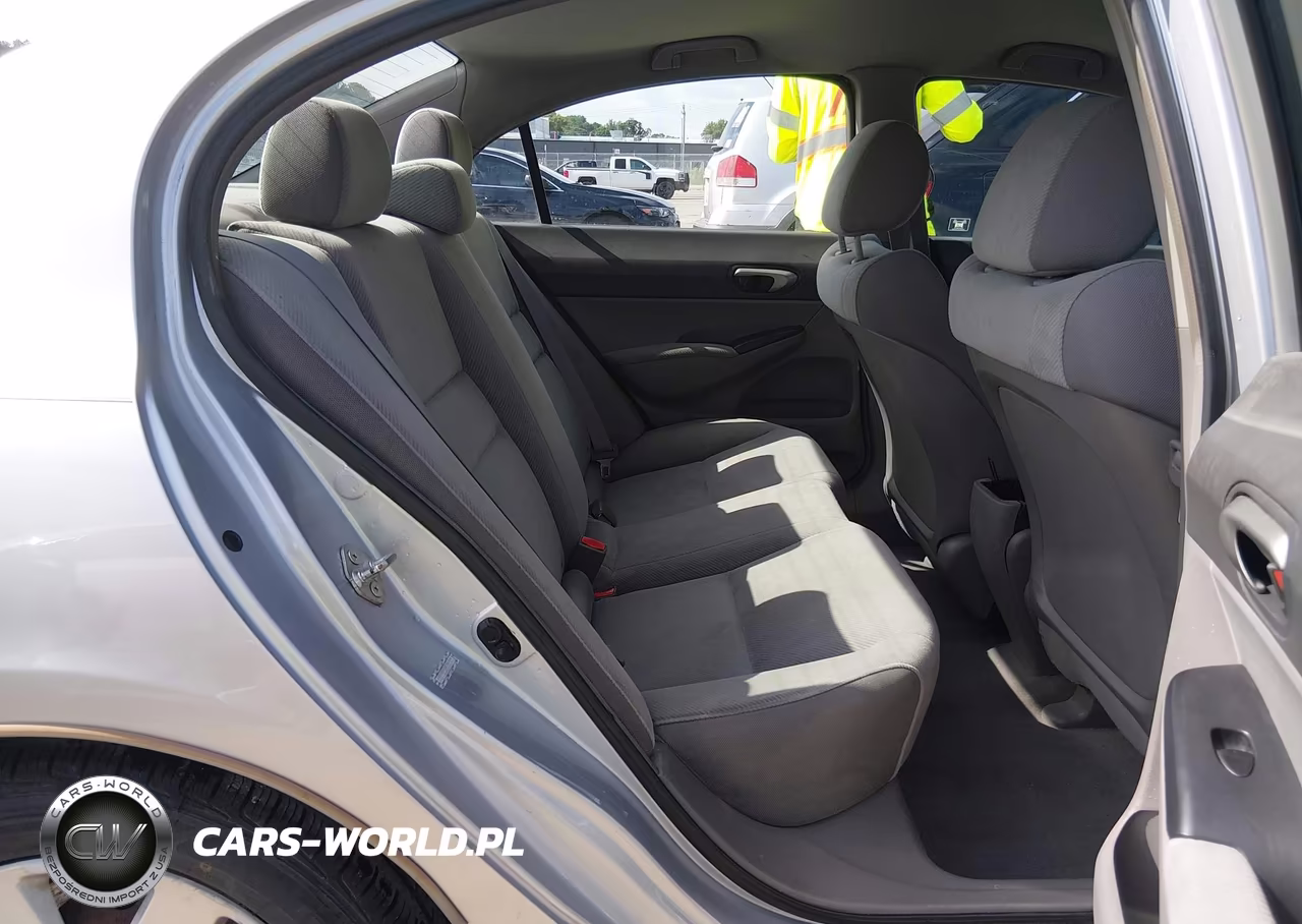 2010 Honda Civic Lx VIN:19XFA1F57AE016009 - 8
