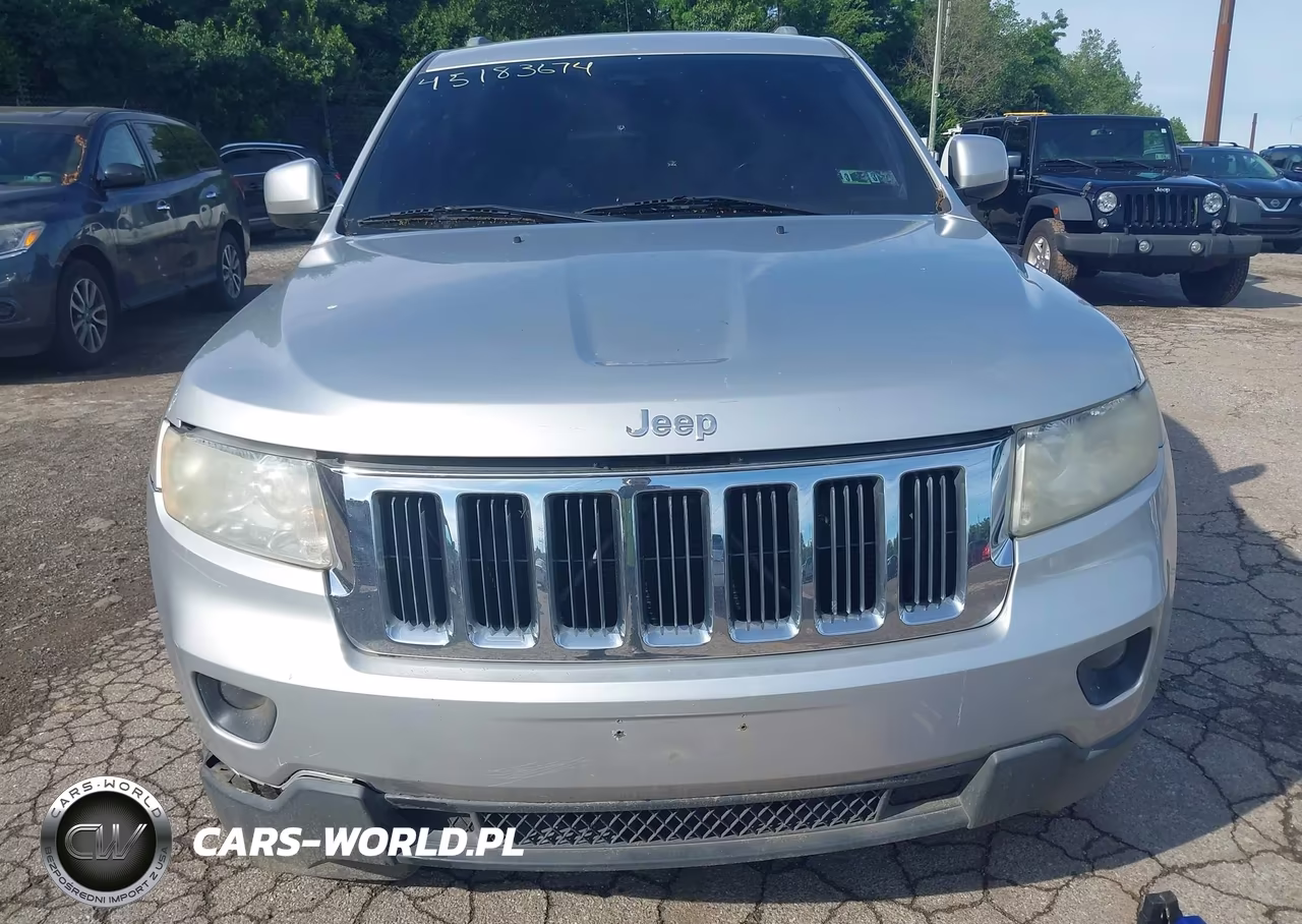 2011 Jeep Grand Cherokee Laredo VIN:1J4RR4GT8BC509933 - 6