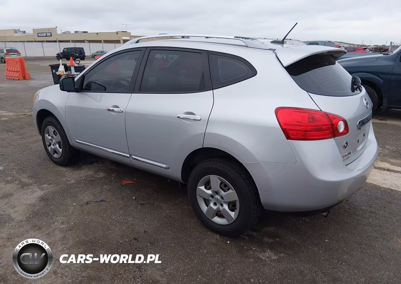 2014 Nissan Rogue Select S VIN:JN8AS5MVXEW703860 - 3