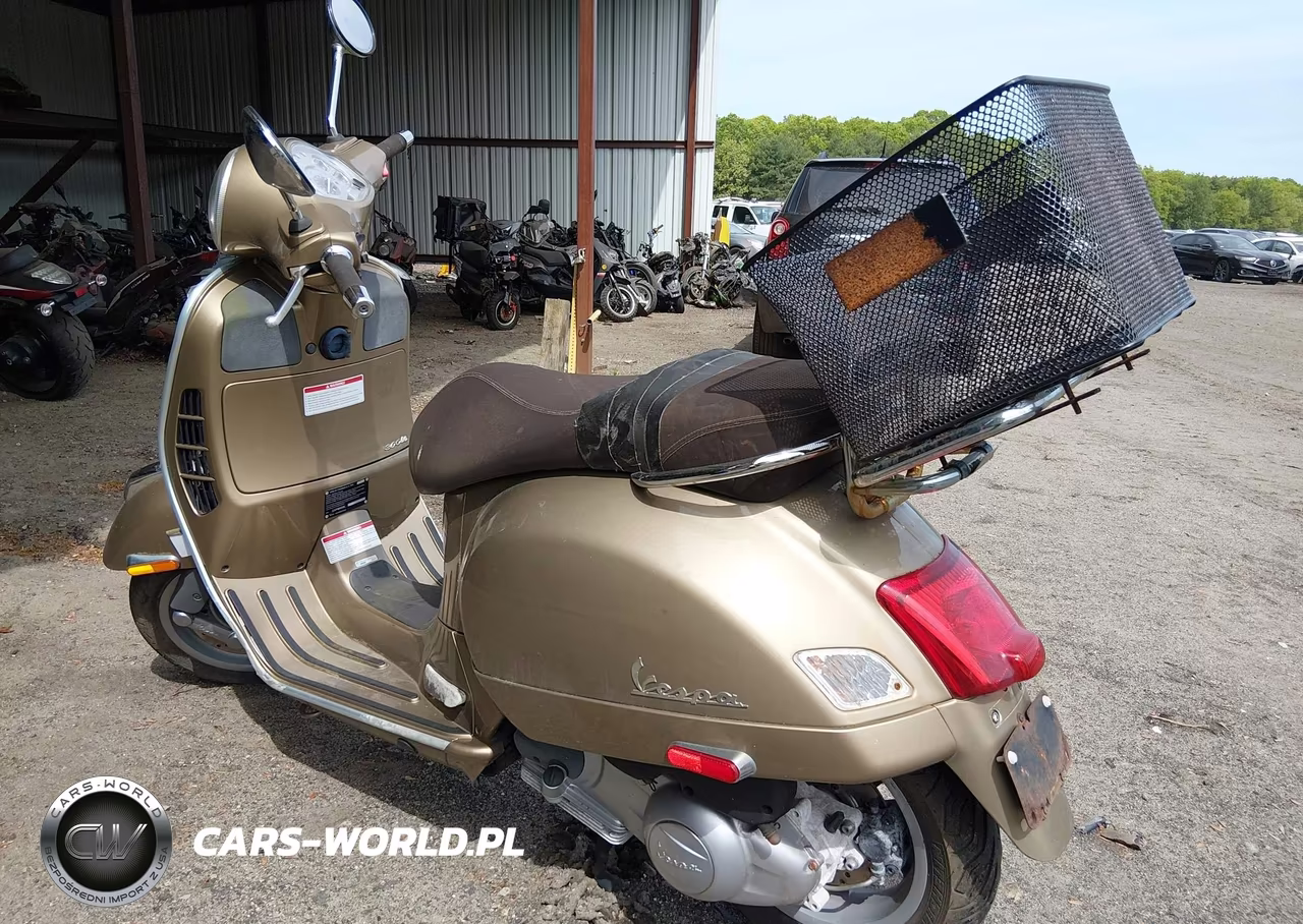 2013 Vespa Gts 300 Super VIN:ZAPM459L9D5801372 - 3