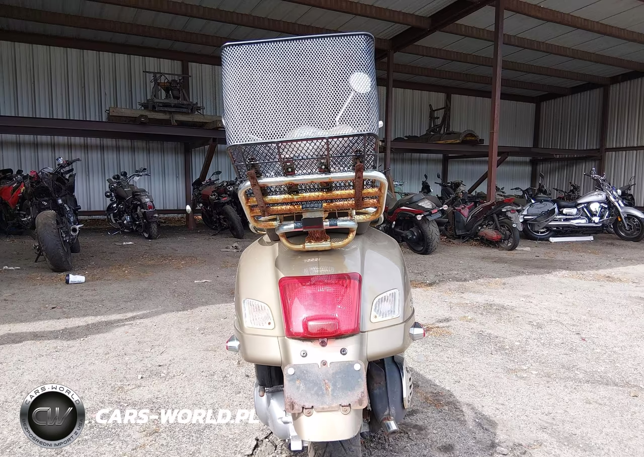 2013 Vespa Gts 300 Super VIN:ZAPM459L9D5801372 - 6