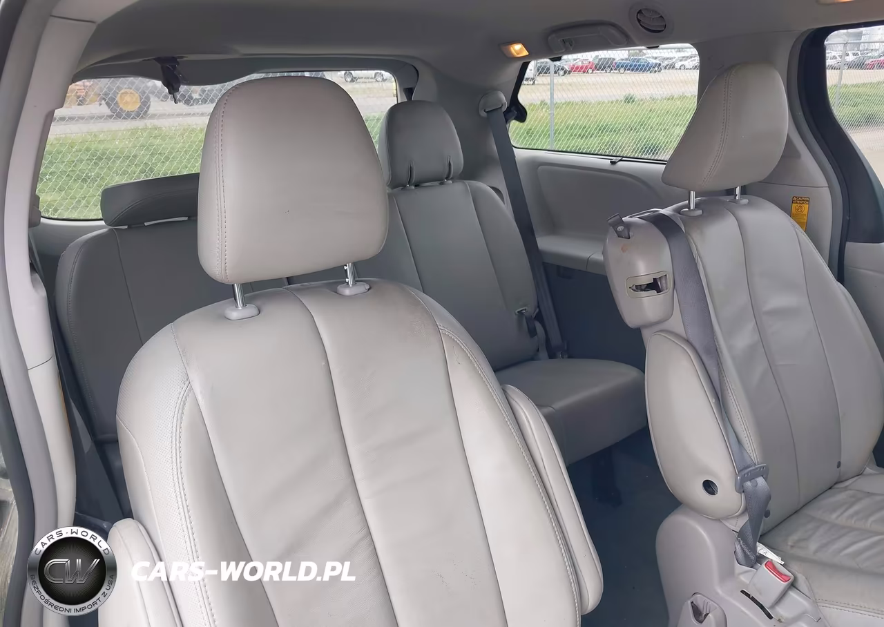 2014 Toyota Sienna Xle V6 8 Passenger VIN:5TDYK3DC7ES515794 - 19