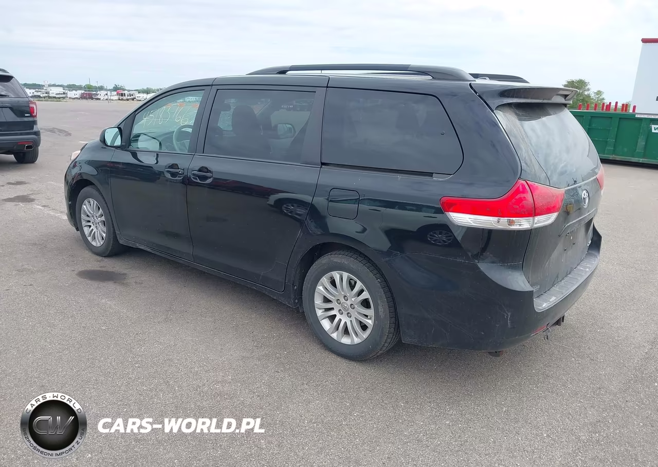 2014 Toyota Sienna Xle V6 8 Passenger VIN:5TDYK3DC7ES515794 - 3