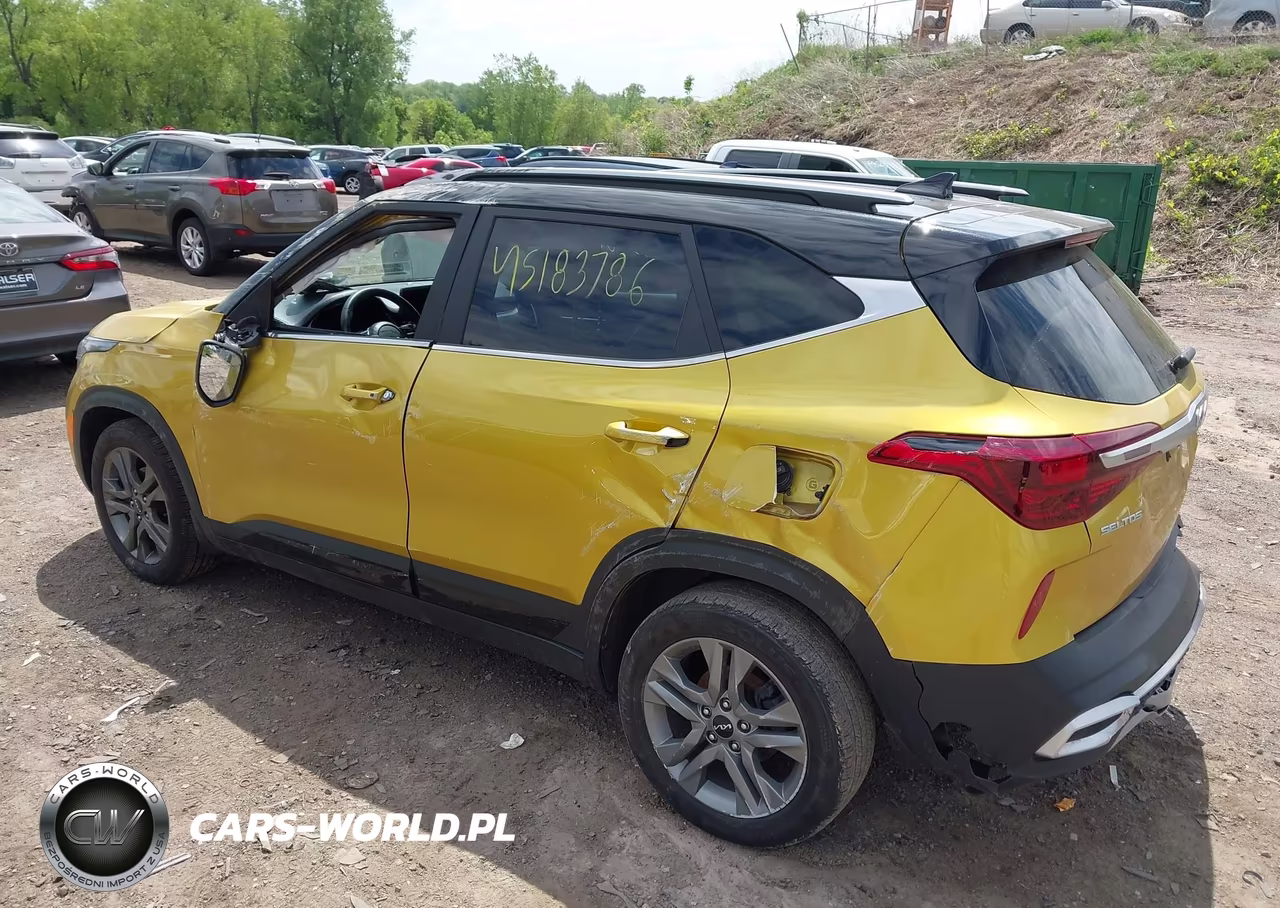 2023 Kia Seltos S VIN:KNDEU2AA5P7396716 - 3