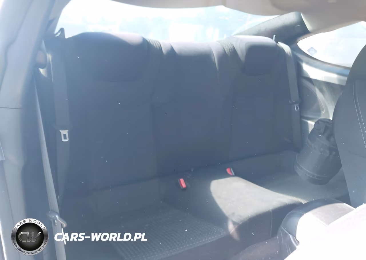 2010 Hyundai Genesis 2.0T VIN:KMHHT6KD1AU030479 - 8
