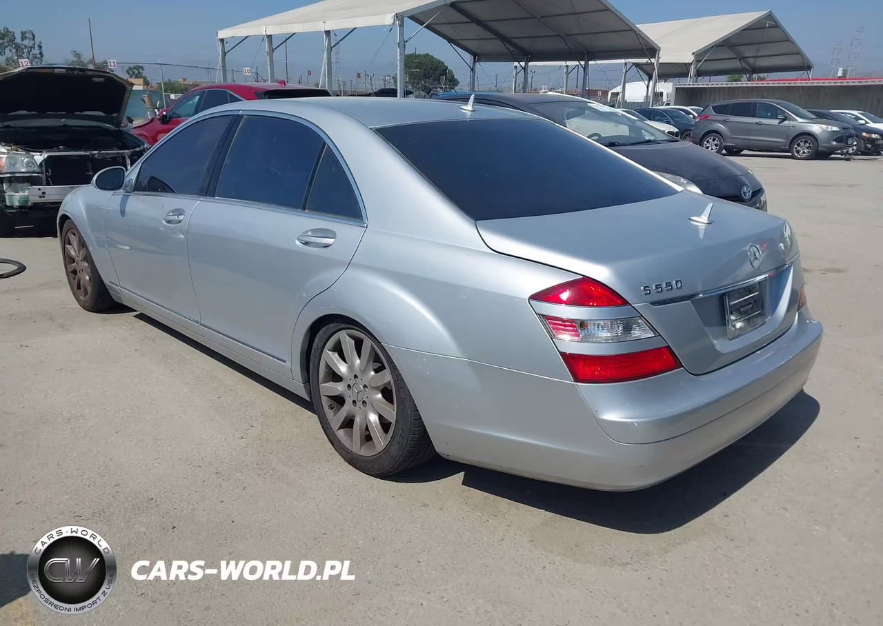 2007 Mercedes-Benz S 550 VIN:WDDNG71X07A024833 - 3