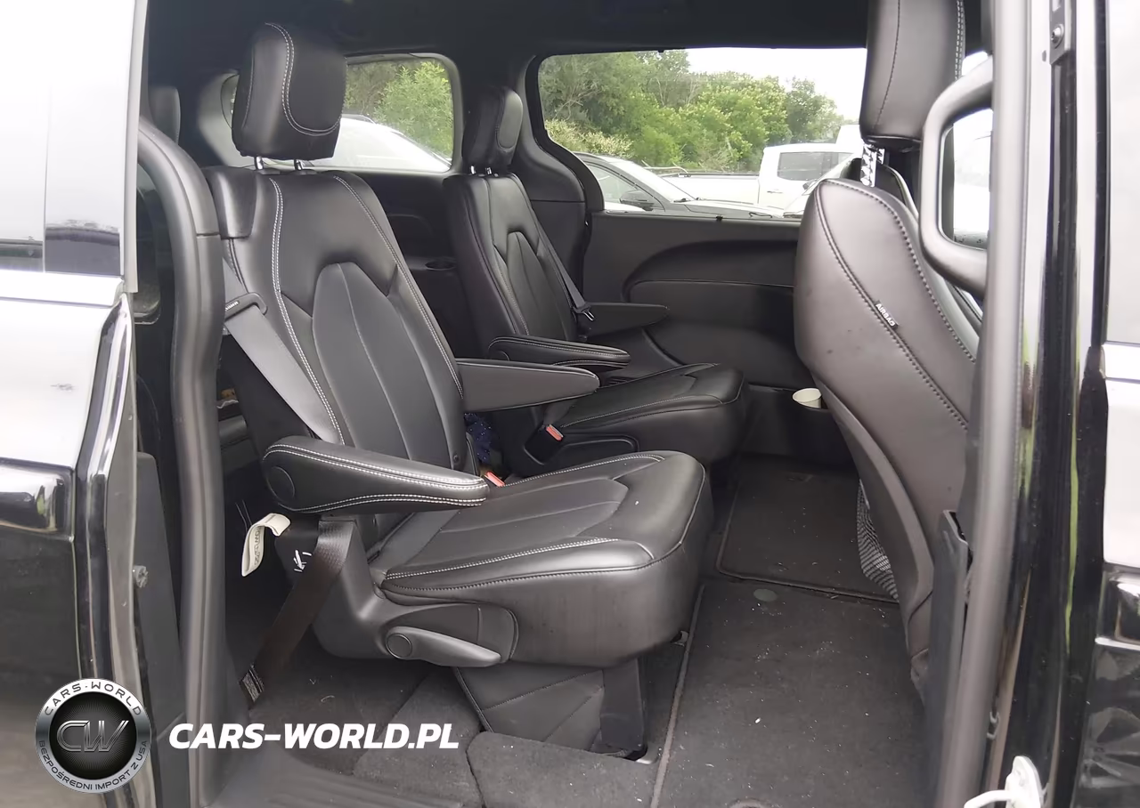 2025 Chrysler Pacifica Select VIN:2C4RC1BG7SR530683 - 8