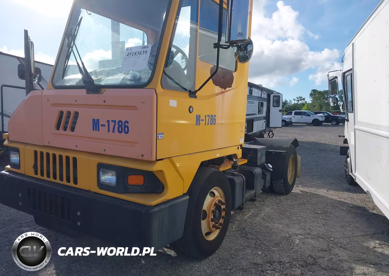 2017 Ottawa T2 Yard Spotter VIN:342420 - 11