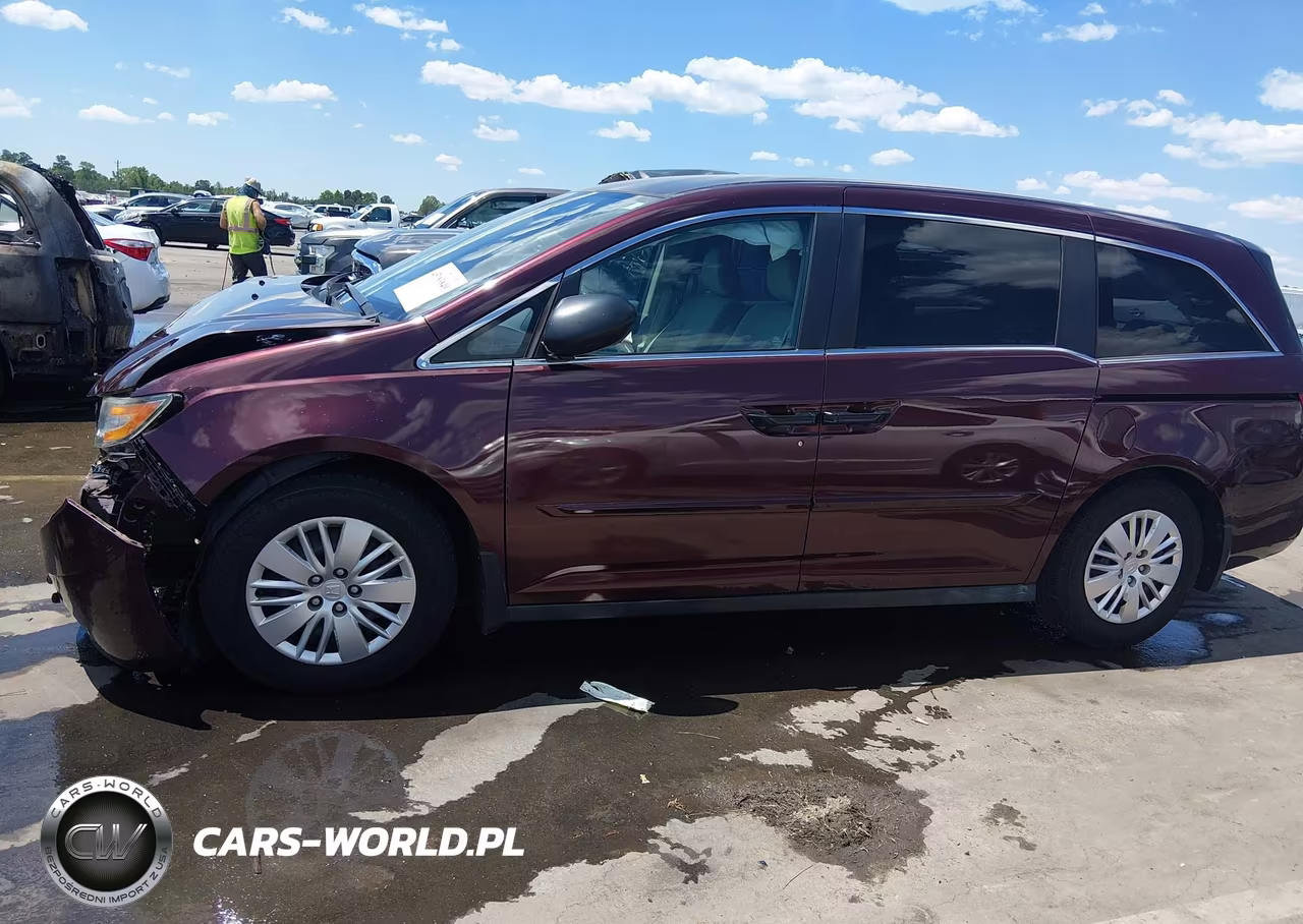 2014 Honda Odyssey Lx VIN:5FNRL5H23EB028997 - 14