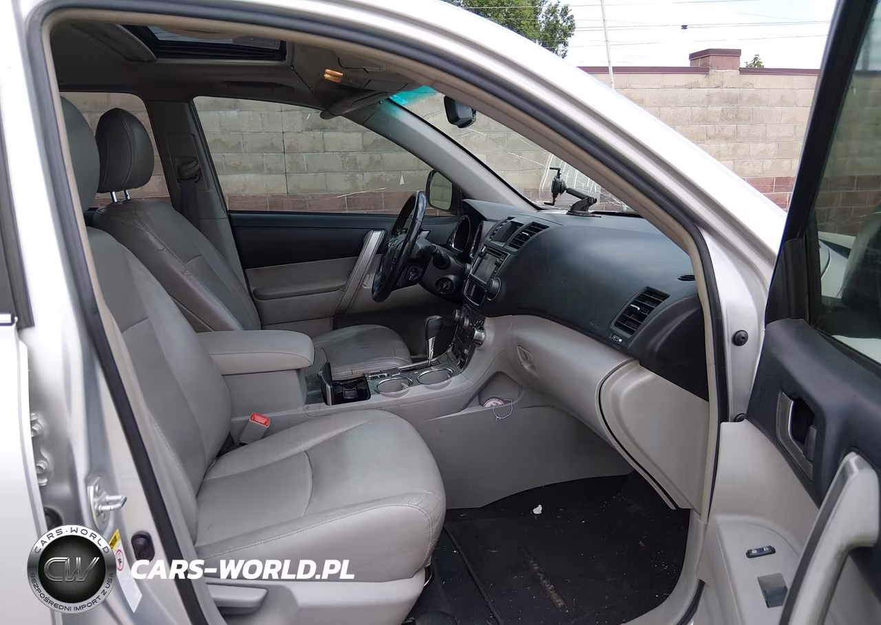 2013 Toyota Highlander Se V6 VIN:5TDZK3EH4DS094646 - 5
