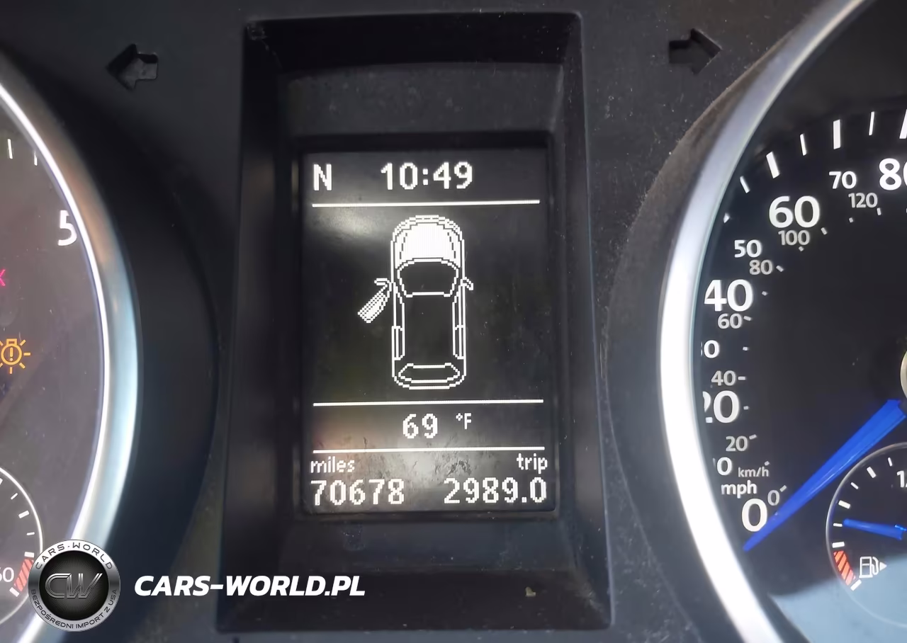 2012 Volkswagen Golf R 4-Door VIN:WVWPF7AJXCW353330 - 15