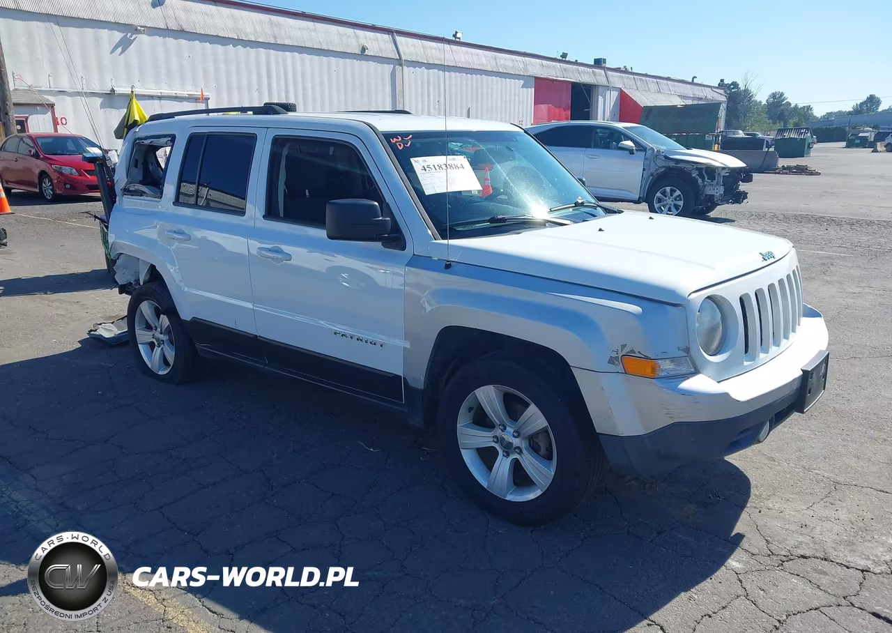 2016 Jeep Patriot Latitude – zdjęcie 1 z 16