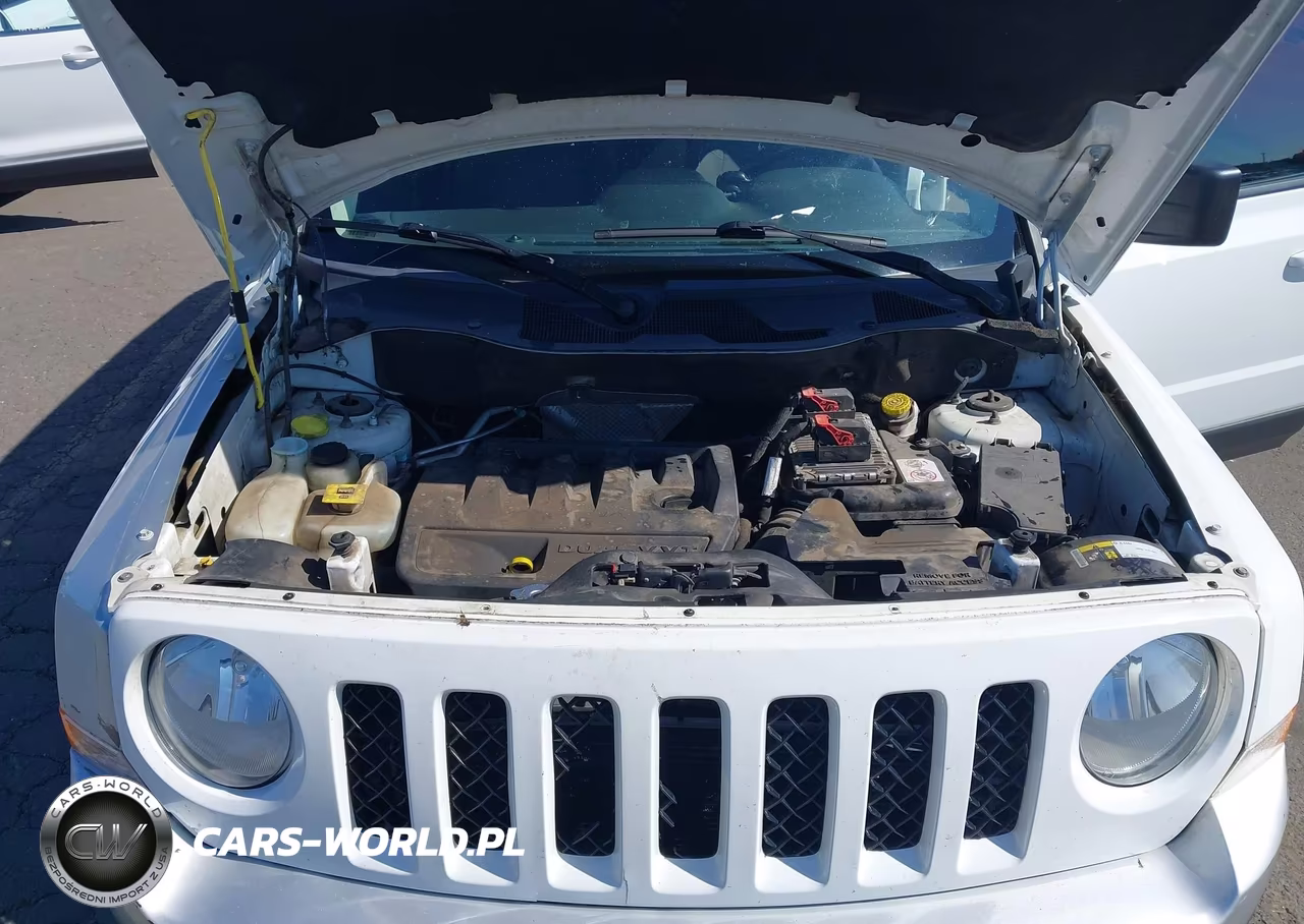 2016 Jeep Patriot Latitude VIN:1C4NJRFBXGD782911 - 10