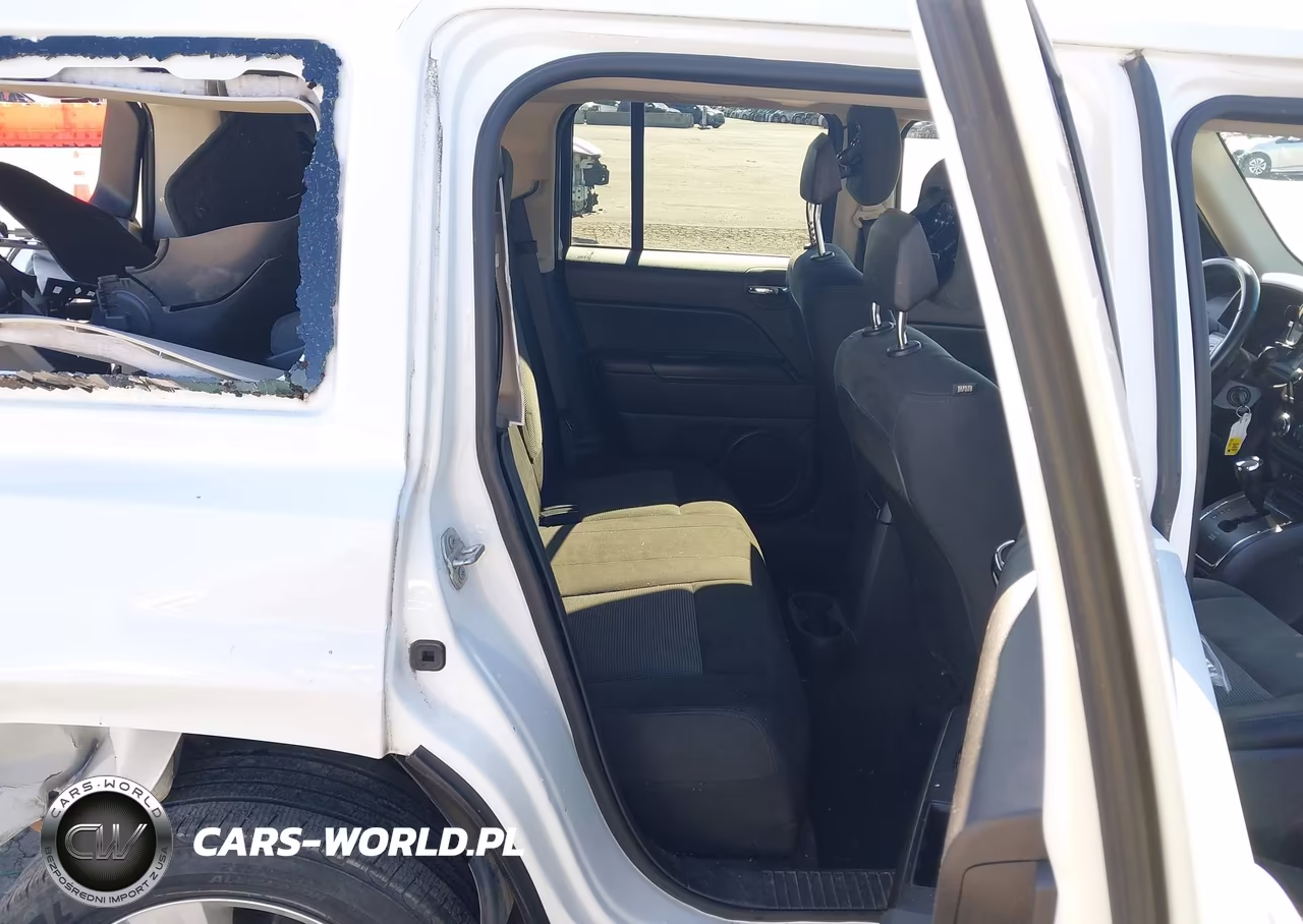 2016 Jeep Patriot Latitude VIN:1C4NJRFBXGD782911 - 8