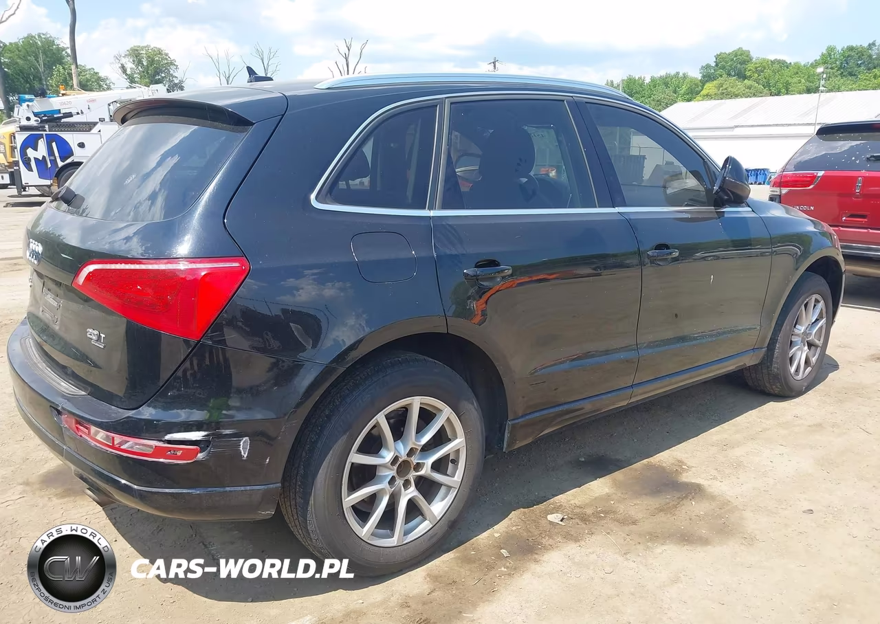 2012 Audi Q5 2.0T Premium VIN:WA1CFAFP8CA135063 - 4