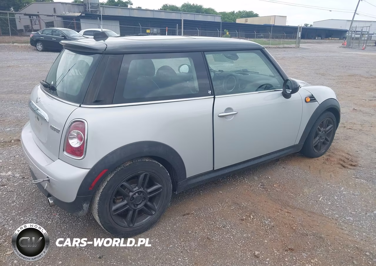 2011 Mini Cooper VIN:WMWSU3C51BT183168 - 4