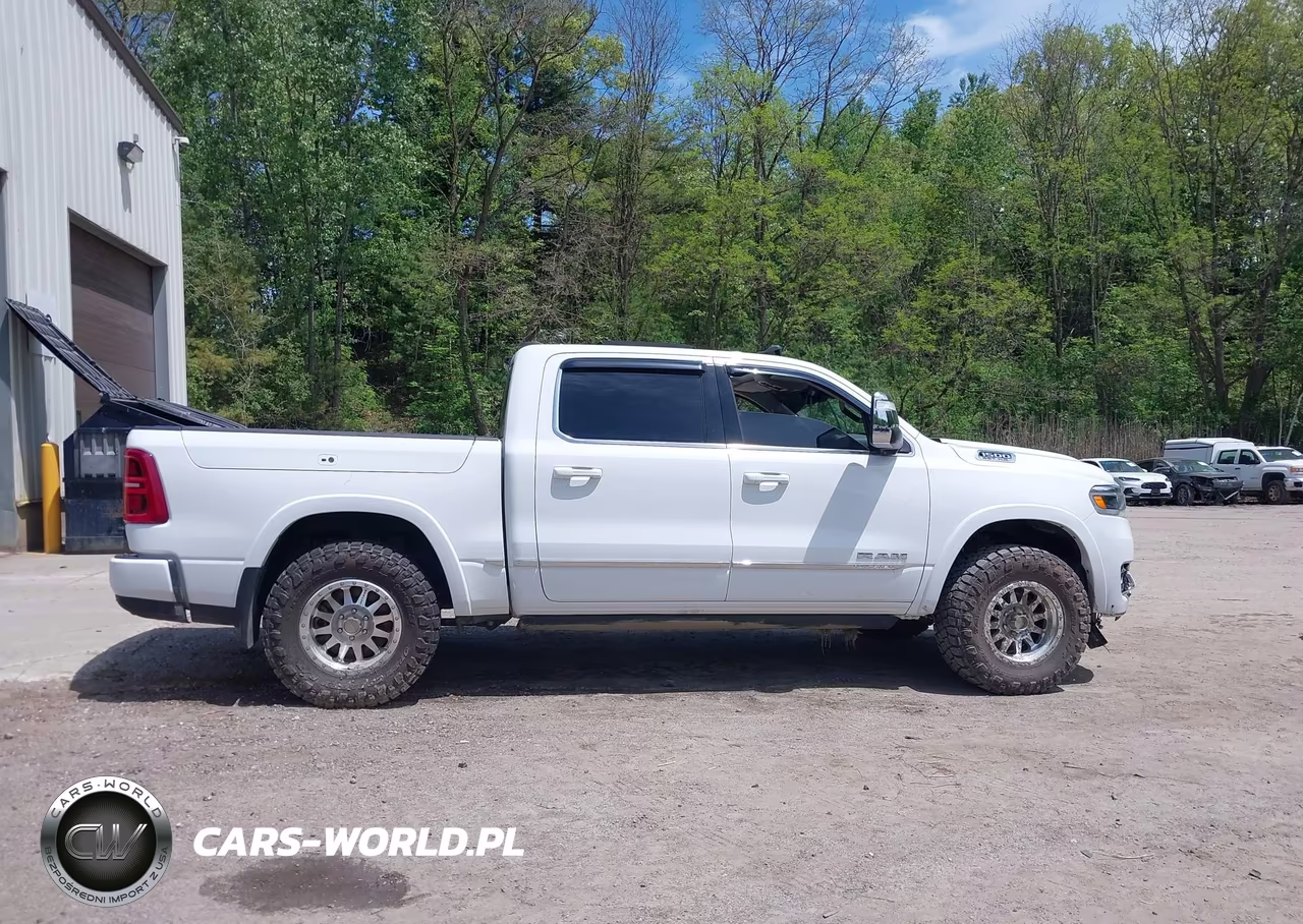 2025 Ram 1500 Tungsten 4X4 5'7 Box VIN:1C6SRFKP5SN677666 - 13