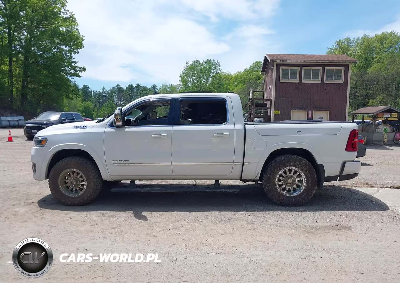 2025 Ram 1500 Tungsten 4X4 5'7 Box VIN:1C6SRFKP5SN677666 - 14