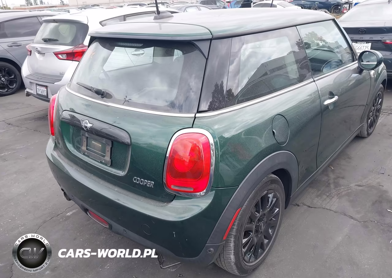 2018 Mini Hardtop Cooper-Oxford Edition VIN:WMWXP5C54J2G62135 - 4