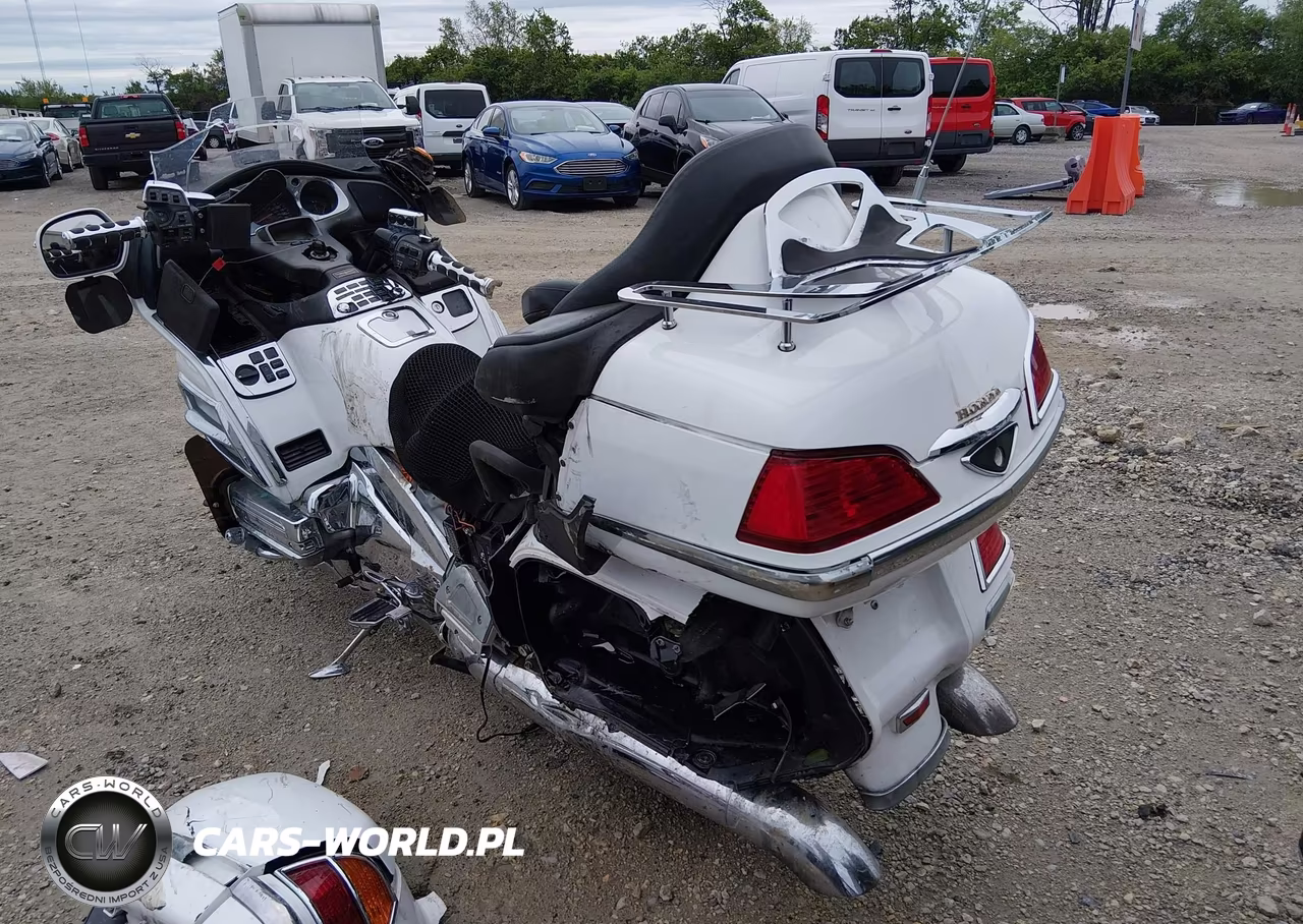 2004 Honda Gl1800 VIN:1HFSC47084A303899 - 3