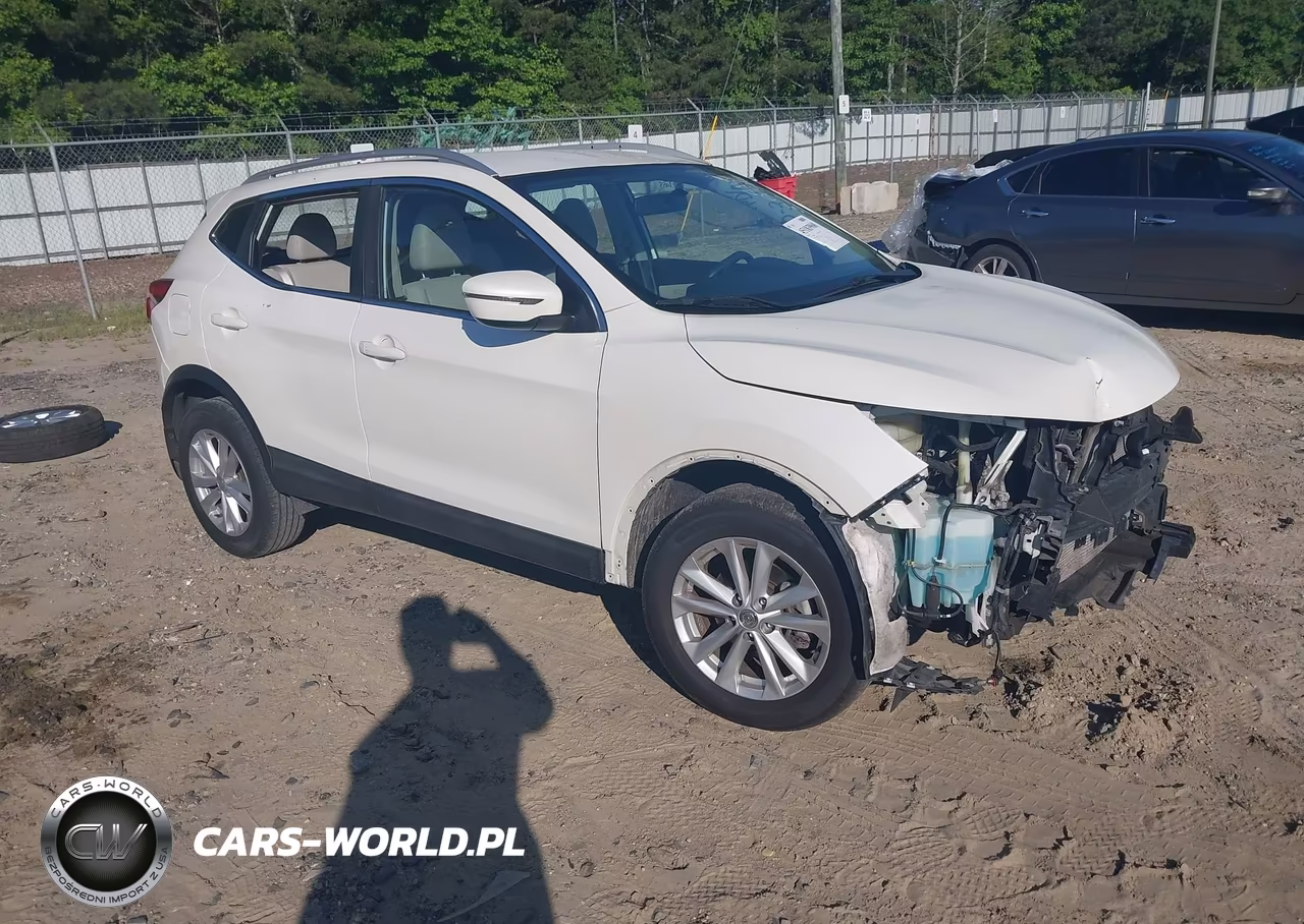 2018 Nissan Rogue Sport Sv – zdjęcie 1 z 18