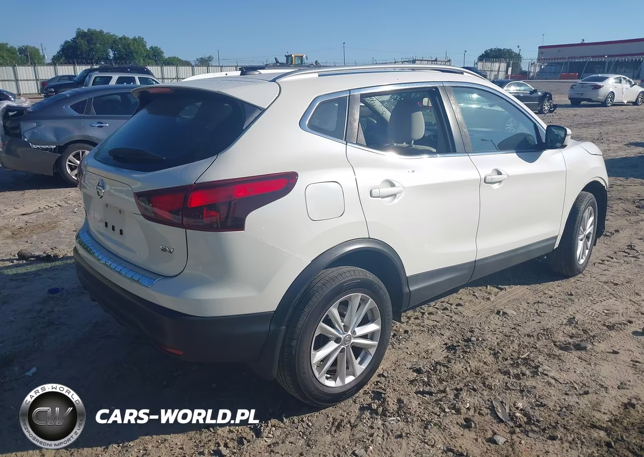 2018 Nissan Rogue Sport Sv VIN:JN1BJ1CP9JW184831 - 4