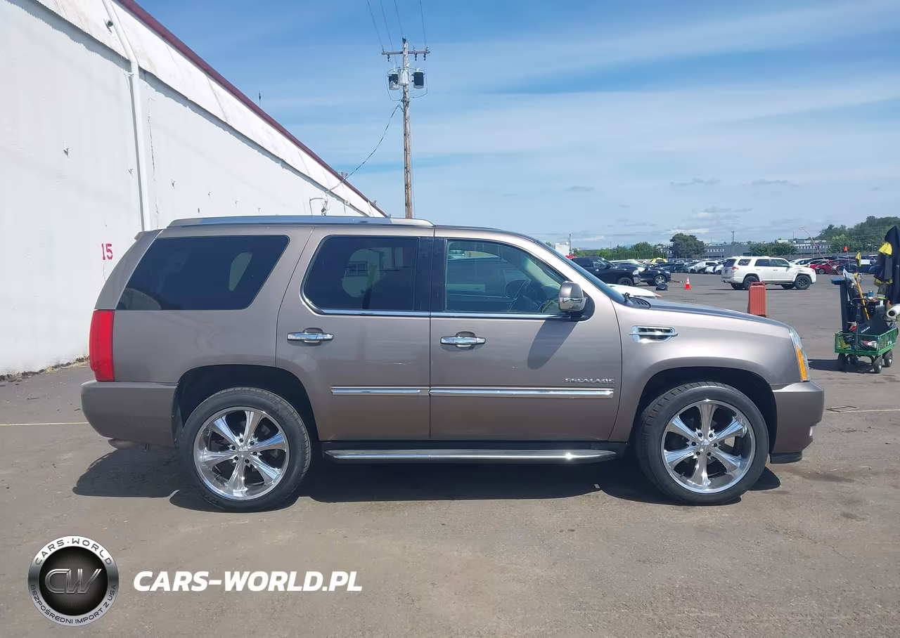 2012 Cadillac Escalade Luxury VIN:1GYS4BEF0CR120655 - 14