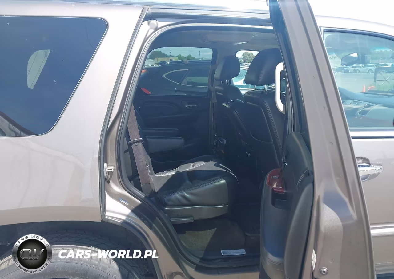 2012 Cadillac Escalade Luxury VIN:1GYS4BEF0CR120655 - 8