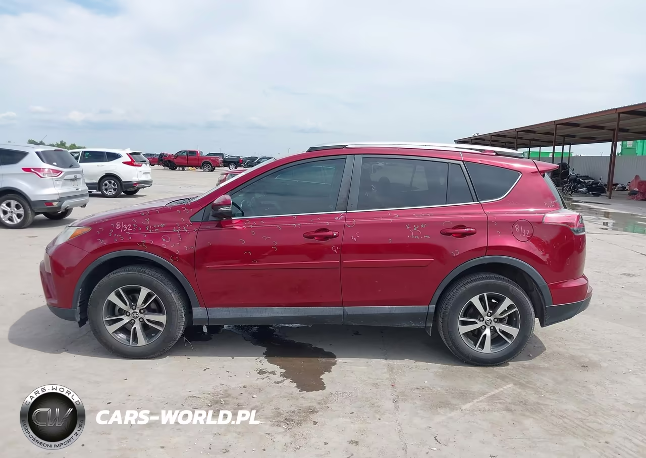 2018 Toyota Rav4 Xle VIN:2T3WFREV9JW470736 - 14