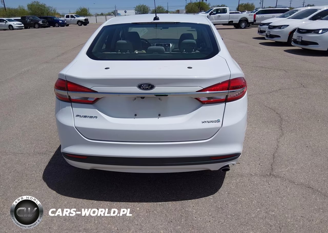 2018 Ford Fusion Hybrid S VIN:3FA6P0UU5JR212726 - 16