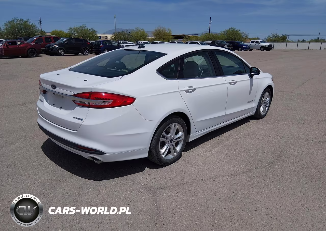 2018 Ford Fusion Hybrid S VIN:3FA6P0UU5JR212726 - 4