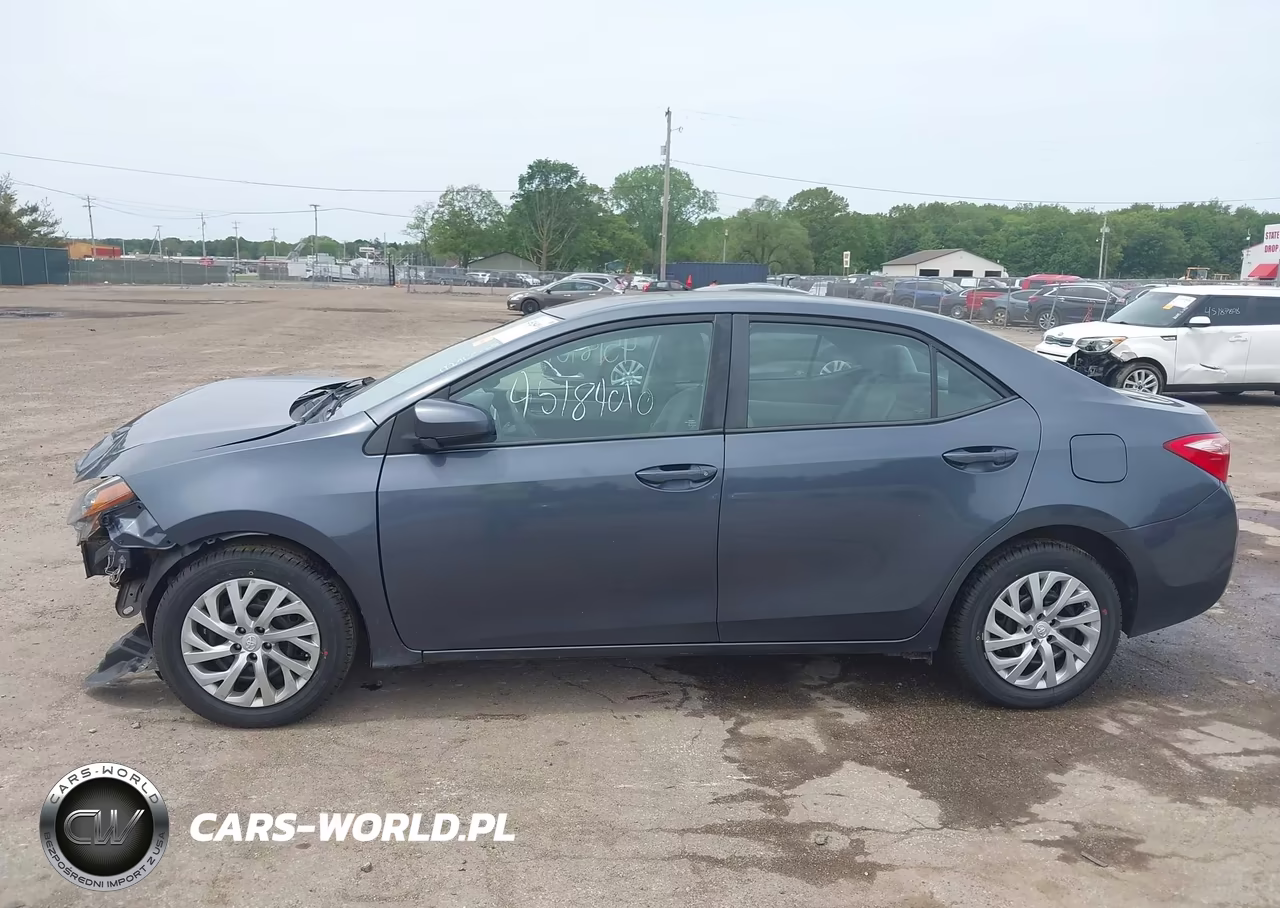 2017 Toyota Corolla Le VIN:5YFBURHE0HP660963 - 15
