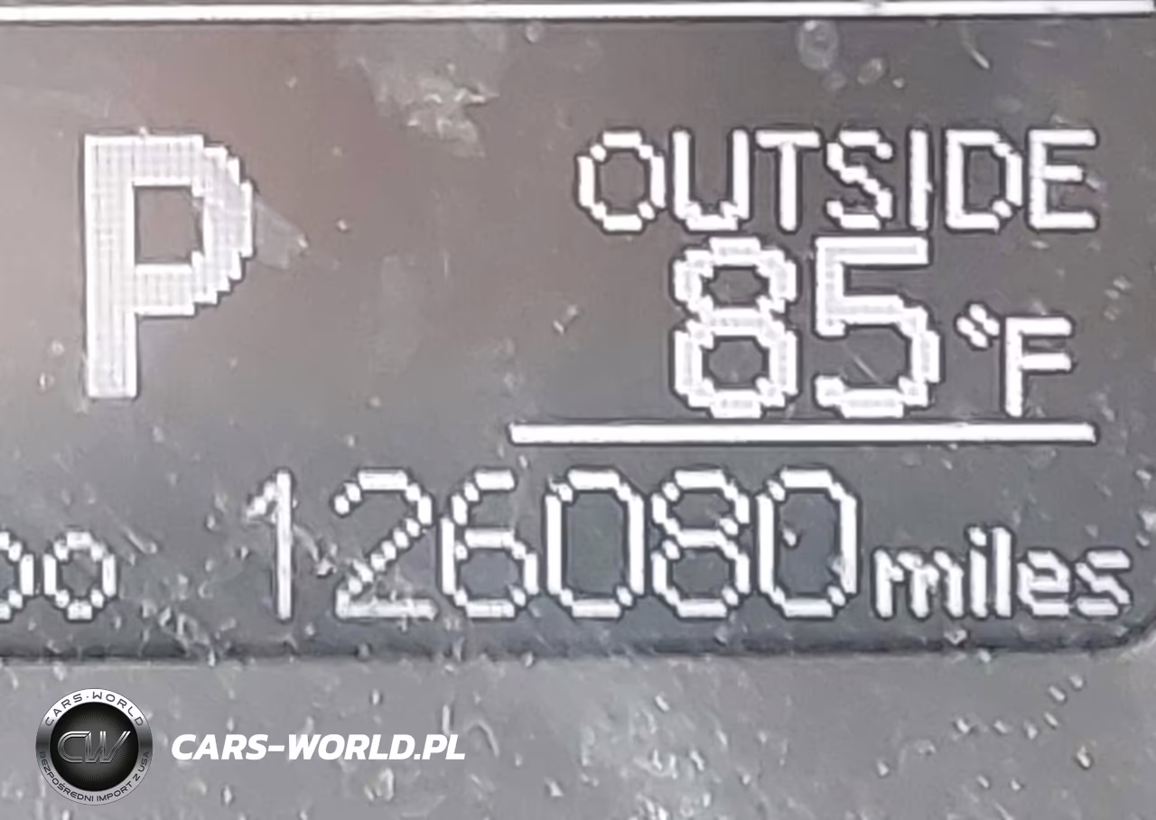 2017 Toyota Corolla Le VIN:5YFBURHE0HP660963 - 16