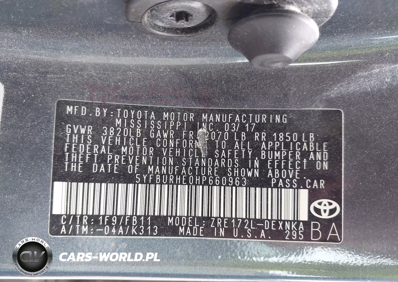 2017 Toyota Corolla Le VIN:5YFBURHE0HP660963 - 9