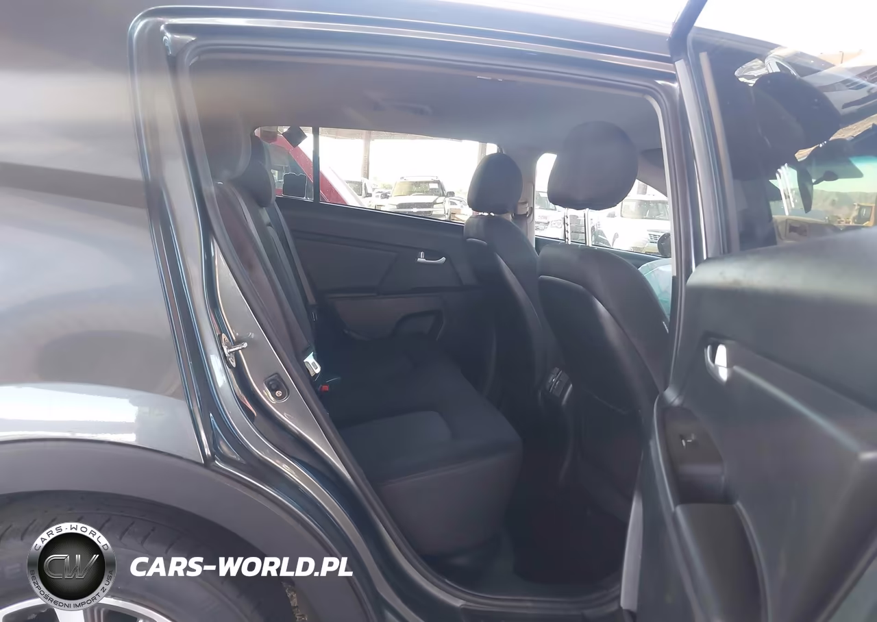 2015 Kia Sportage Lx VIN:KNDPB3AC0F7716030 - 8