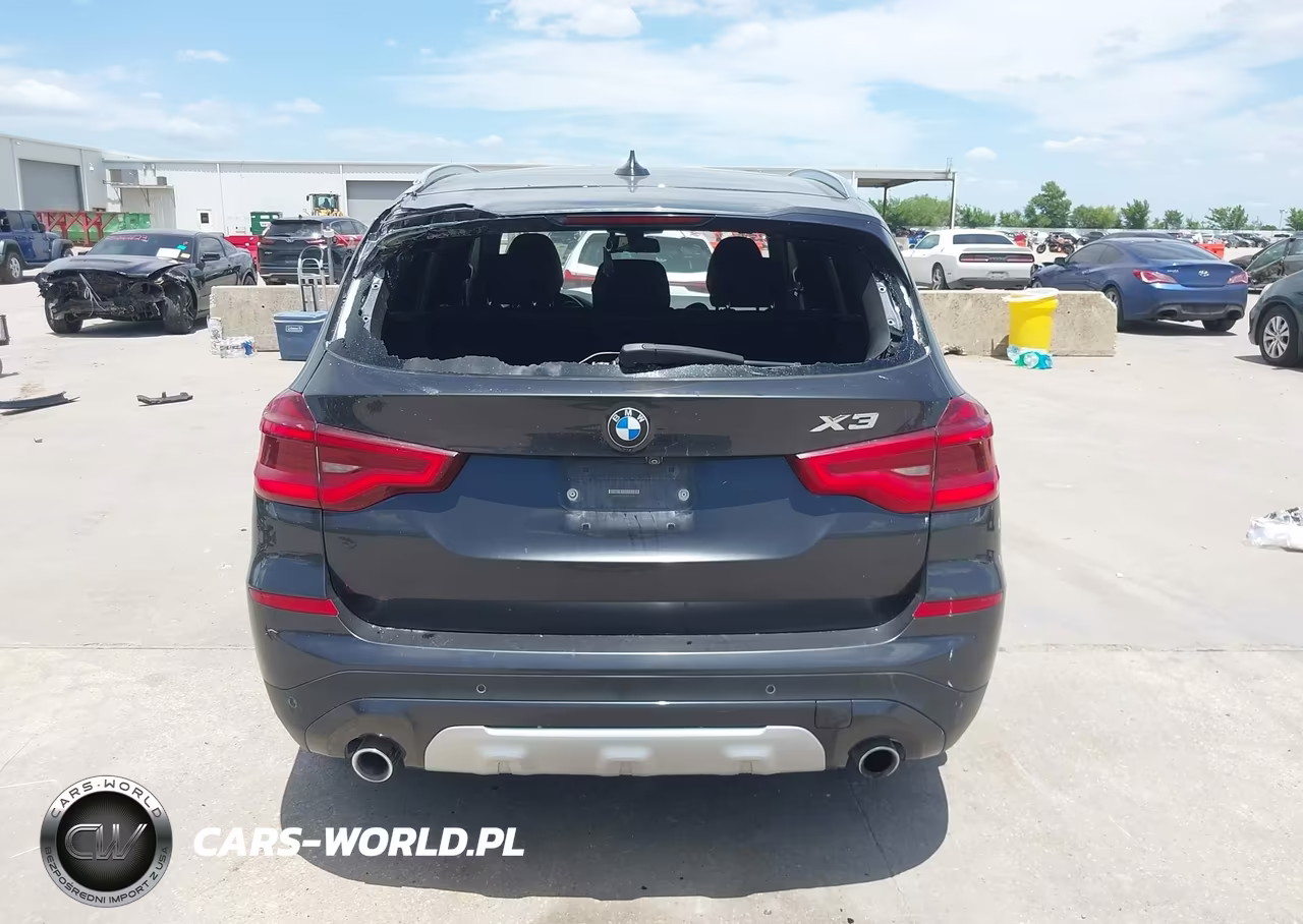 2018 BMW X3 xDrive30I VIN:5UXTR9C51JLD63908 - 17