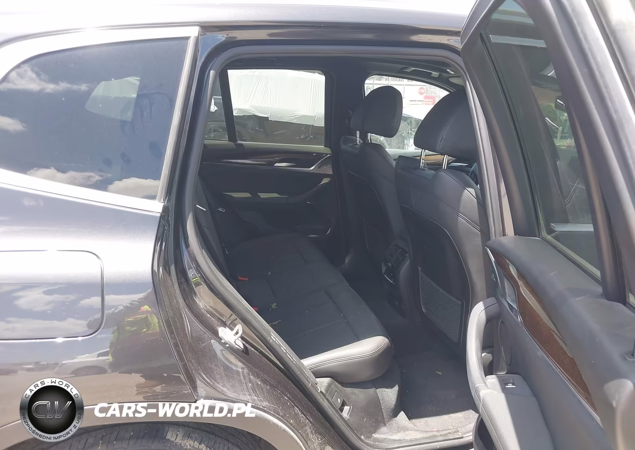 2018 BMW X3 xDrive30I VIN:5UXTR9C51JLD63908 - 8