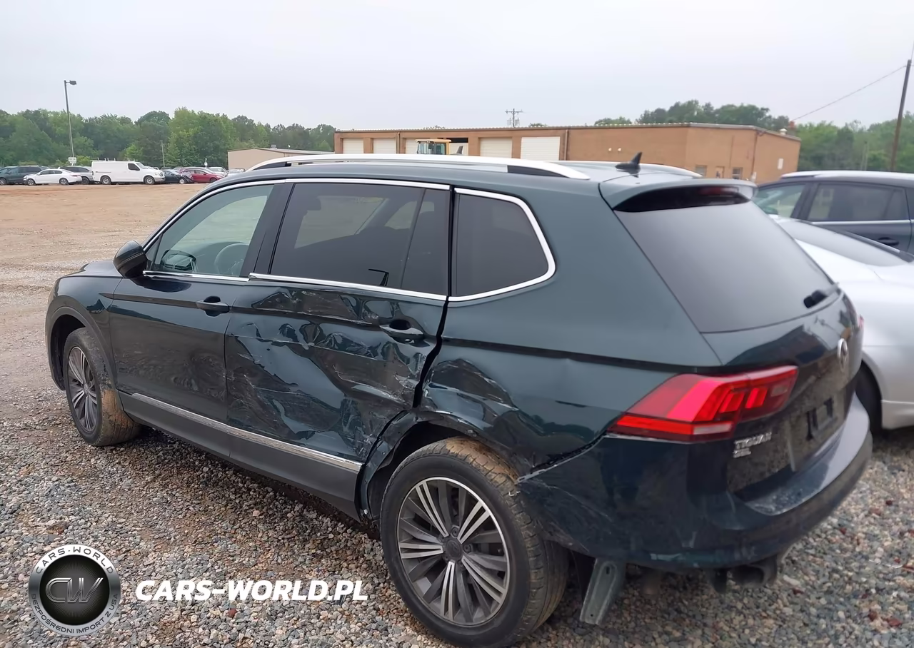 2019 Volkswagen Tiguan 2.0T Se-2.0T Sel-2.0T Sel R-Line-2.0T Sel R-Line Black VIN:3VV3B7AXXKM083630 - 3